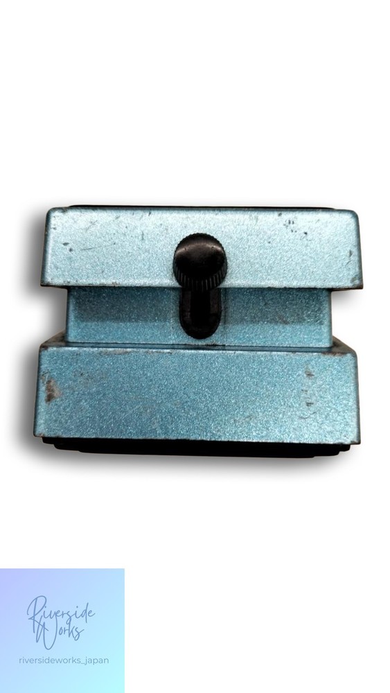 BOSS CE-3 Chorus Guitar Effects Pedal