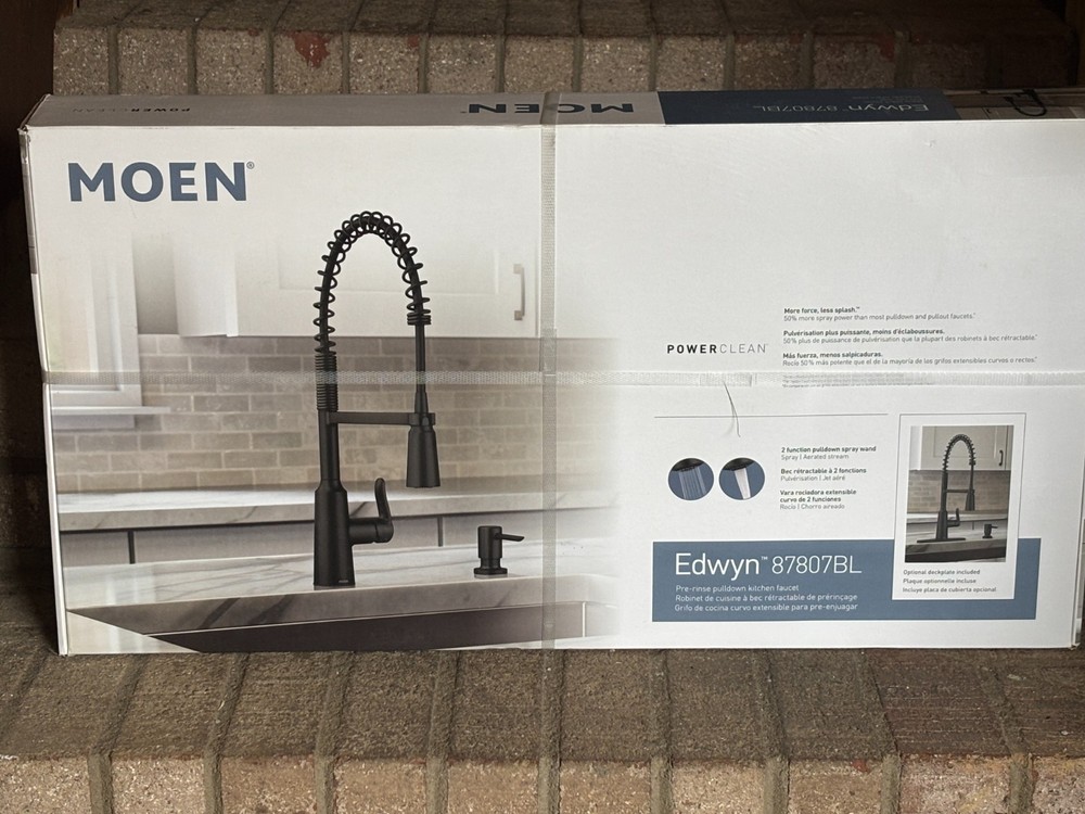 MOEN Edwyn 87807BL Single Handle Deck-mount Pull-down Kitchen Faucet in Matte