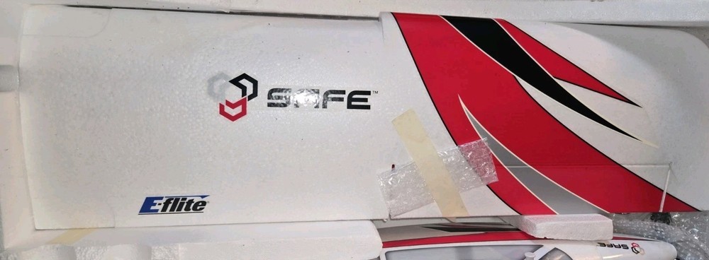 E-FLITE APPRENTICE S 15 E RTF WITH SAFE OPEN BOX