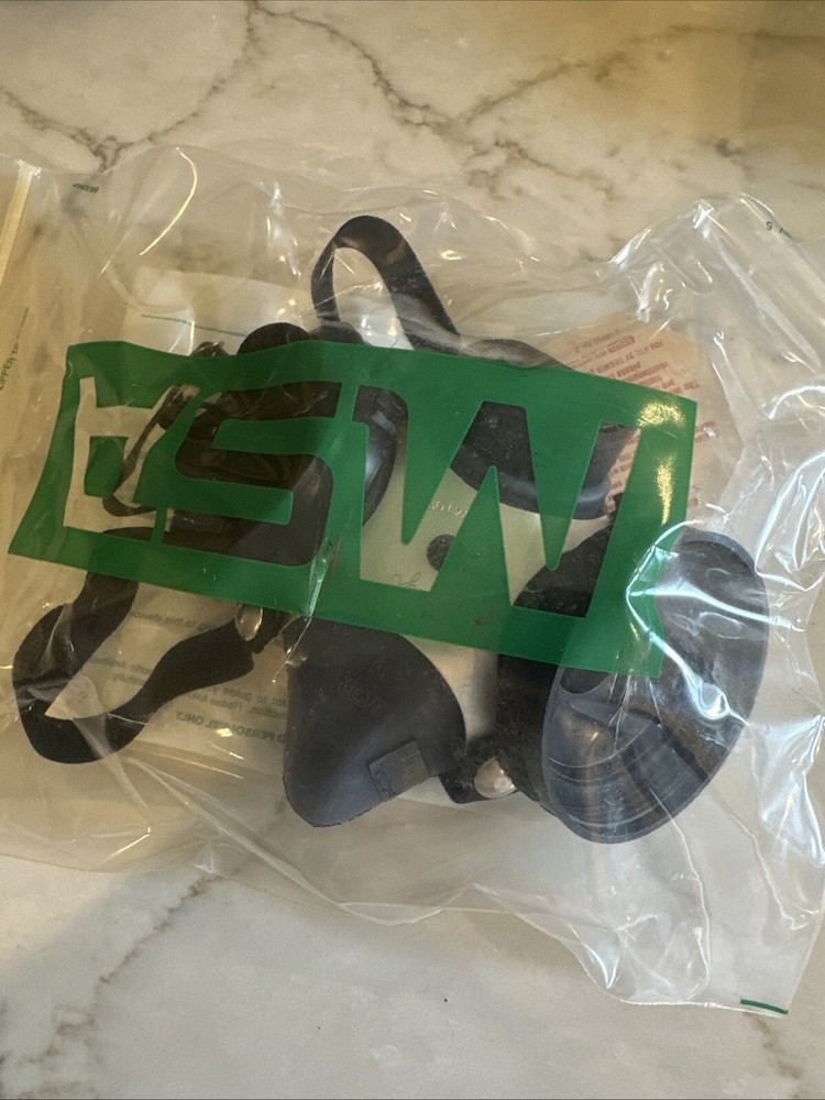 MSA COMFO II RESPIRATOR FACEPIECE BLACK MEDIUM 460968