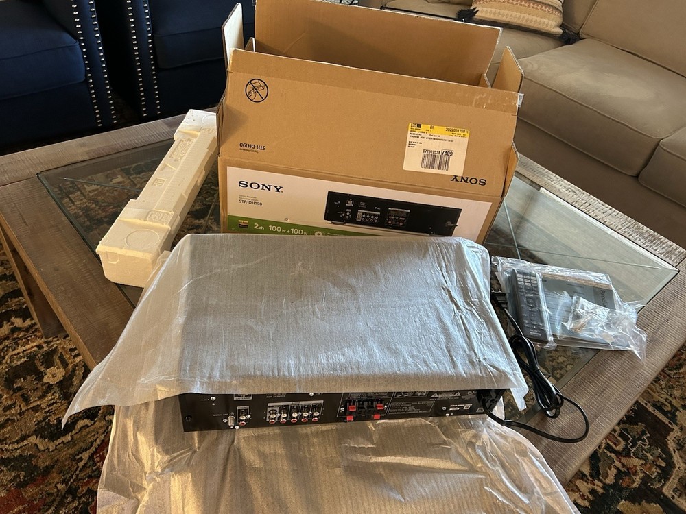 Sony 2-Channel Stereo Receiver w/Bluetooth Phono & Aux Input STR-DH190 Open Box