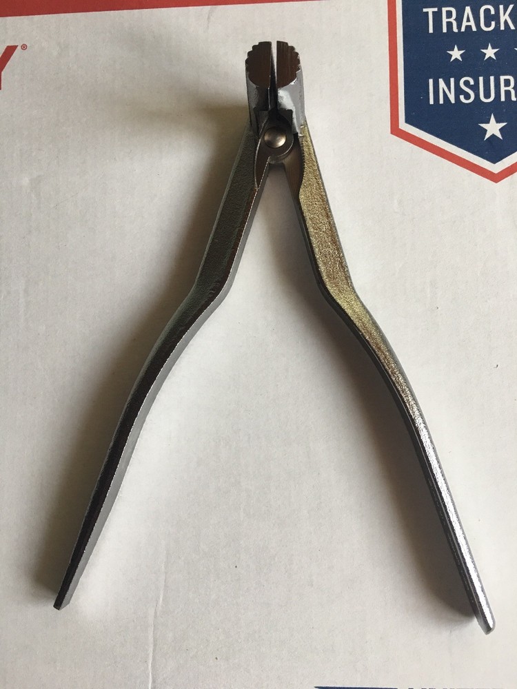 Snap-on Battery Cable Clamp Pliers. New