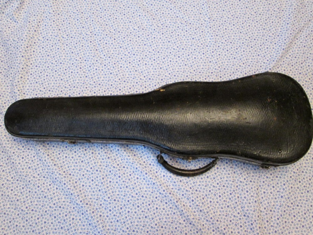 VERY, VERY OLD FULL SIZE VIOLIN