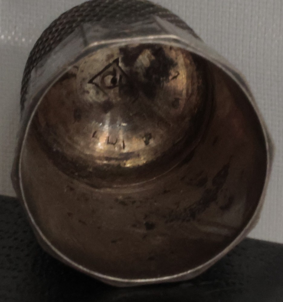 Vintage Sterling Silver Thimble Size 8