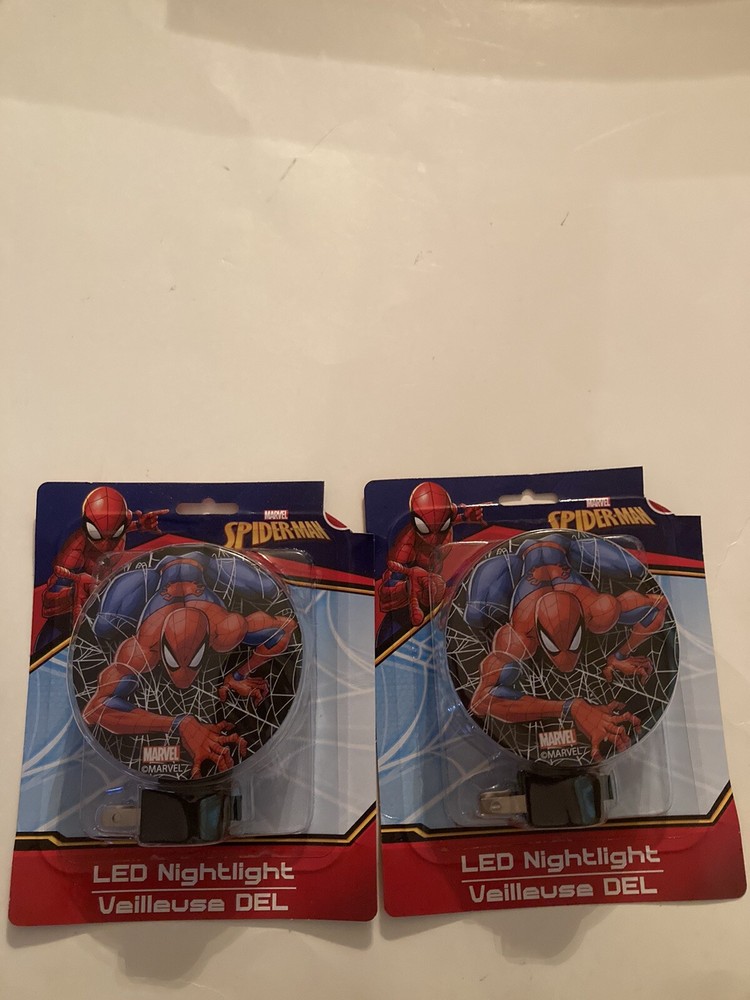 2 pc set Marvel Spider Man led night light plug in new