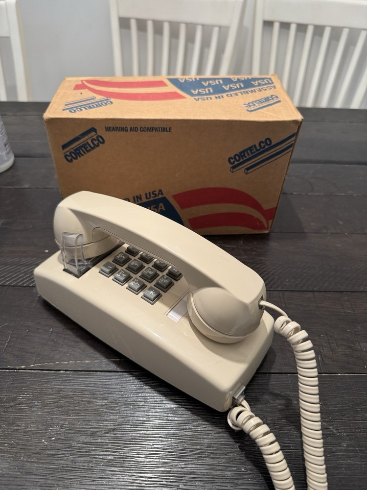 RETRO Off WHITE PUSH BUTTON CORDED BASIC WALL PHONE TELEPHONE CORTELCO EC
