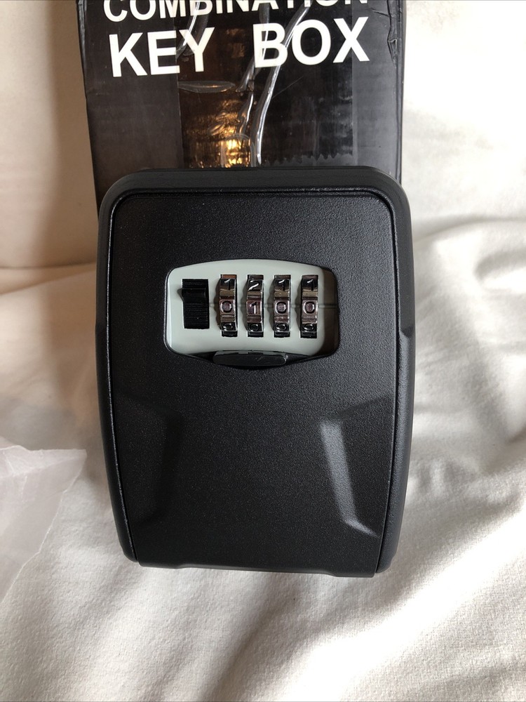 Combination Key Lock Box NEW!!