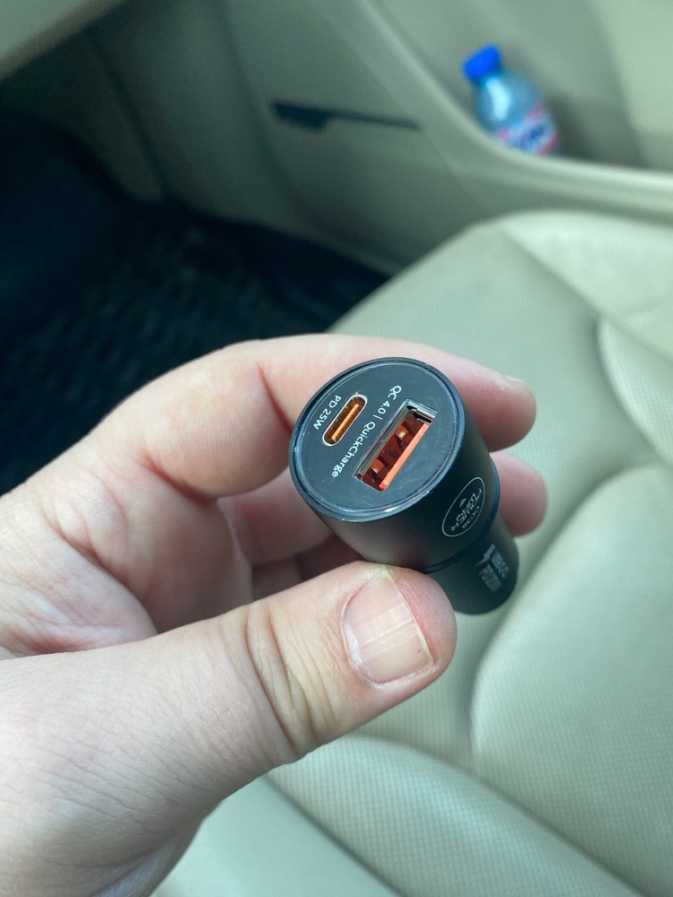 car charger with USB type C and USB normal