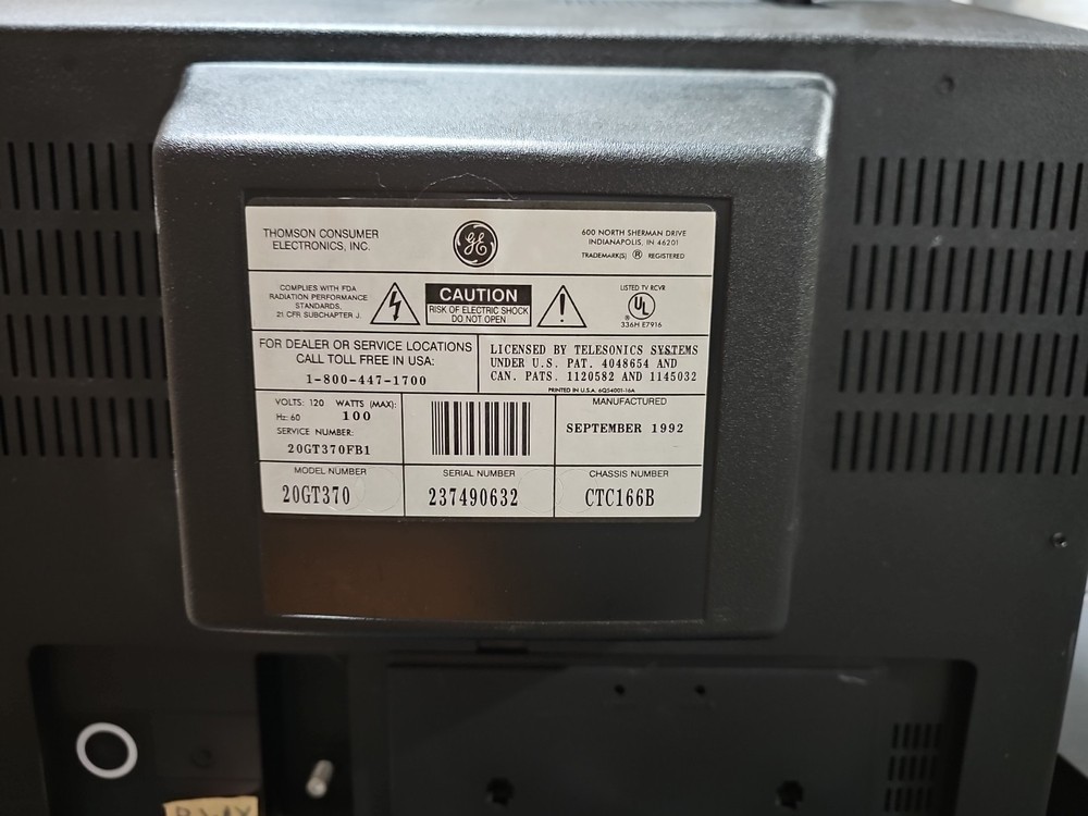 GE 20GT370 CRT Television With Remote