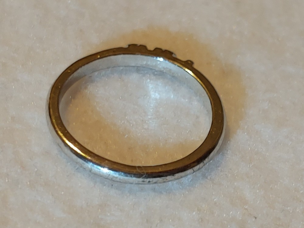 LOVE - Ring - Silvertone - Thin~ Size 6.25