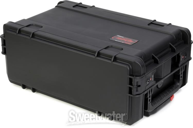 SKB iSeries 4U Injection-molded Rack Case - Black