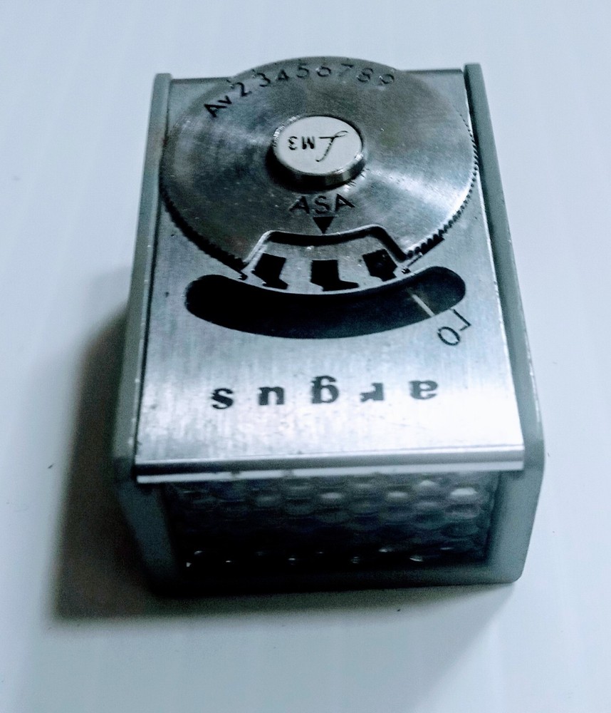 Vintage Mini Argus LM-3 Light Exposure Meter