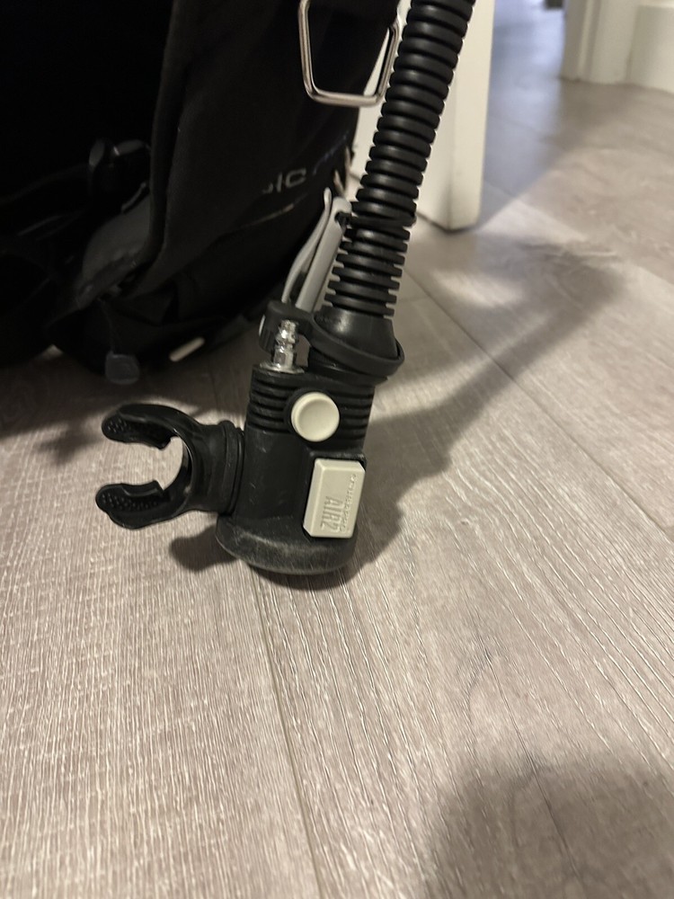 Scubapro Classic Plus XS BCD With Air2 Regulator