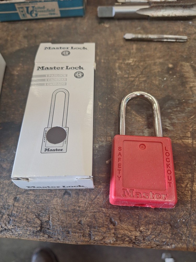 Master Lock 410RED Lockout Padlock - Red 6 Lock Boxset