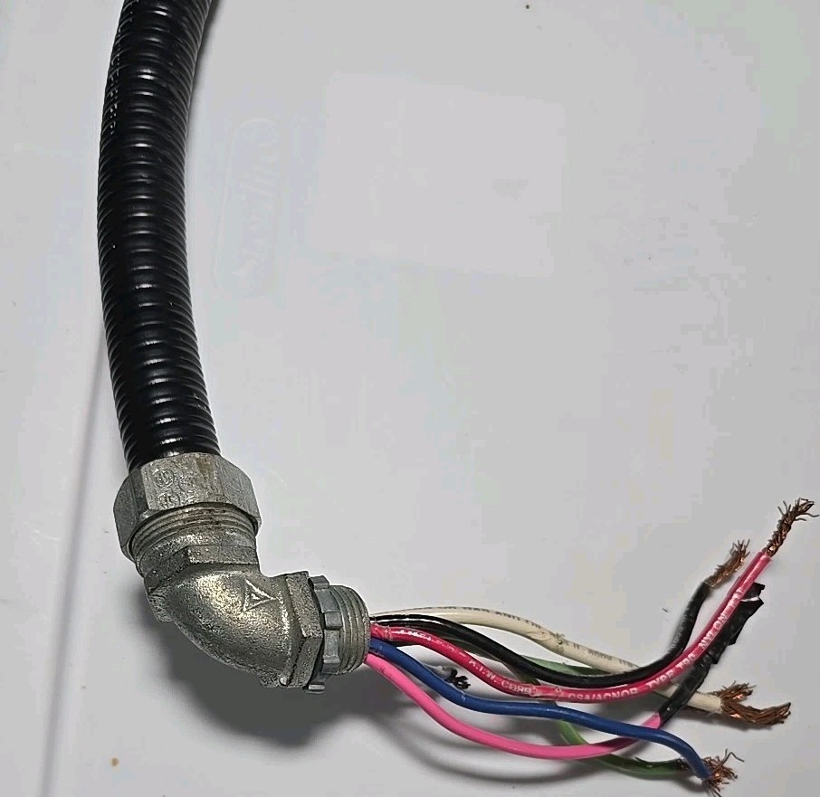 AMP Power BASE INFEED Wire Furniture Panel