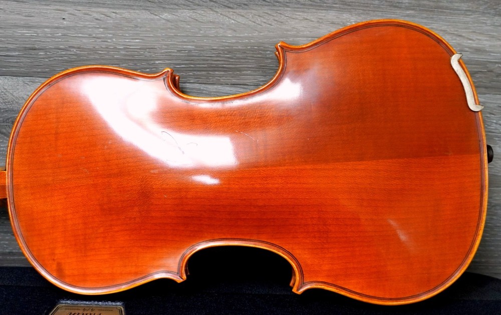 2010 Yamaha V5 Violin 4/4 - 4 String with Bow, Case