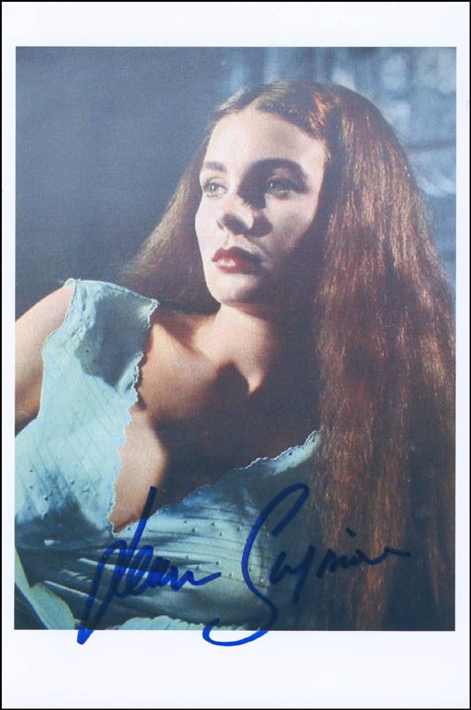 JEAN SIMMONS - AUTOGRAPHED SIGNED PHOTOGRAPH