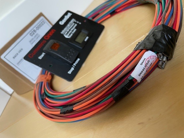 028-00022 CUMMINS ONAN DIGITAL REMOTE PANEL & 044-00026 25' REMOTE HARNESS