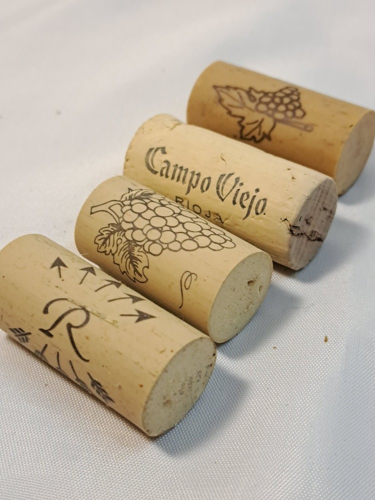 Craft Project 250+Used Wine Corks- Various Types & Wineries - 3 Pounds