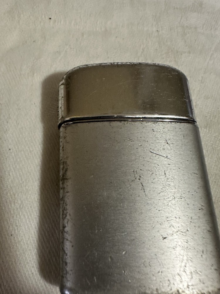 Vintage Ronson Typhoon Lighter Canada Dry Gin Sparks