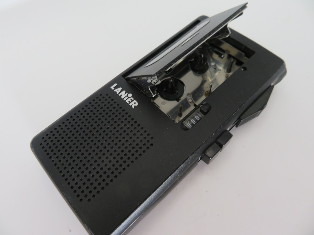 Lanier P-165 Handheld Microcassette Voice Recorder
