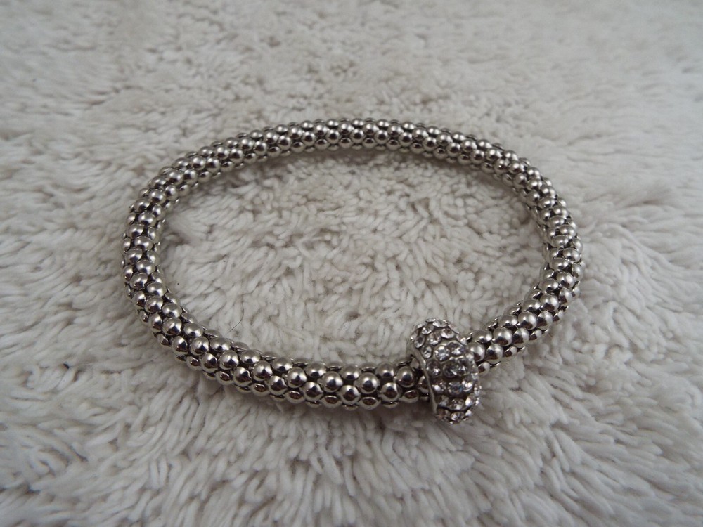 Silvertone Rhinestone Stretch Bracelet (H13)