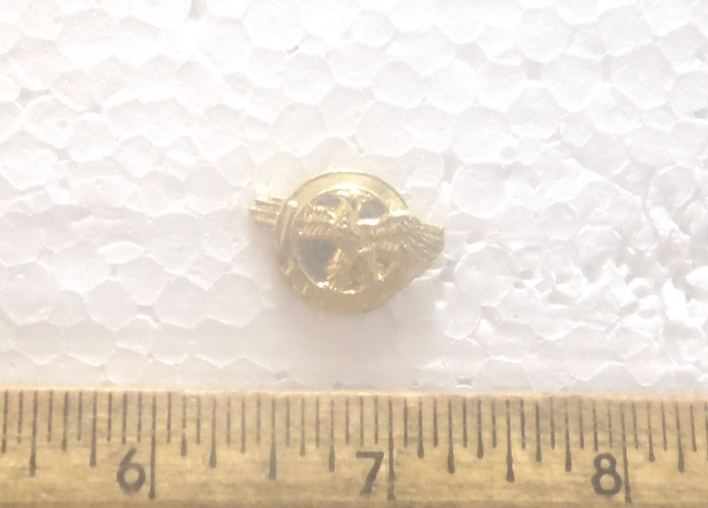 Ruptured Duck - Honorable Service / Discharge Pin