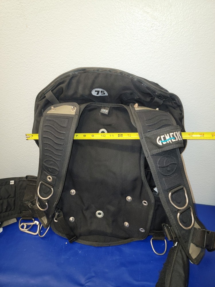 GENESIS RECON 75 SCUBA DIVING BCD Size (M) -👁 See Details.