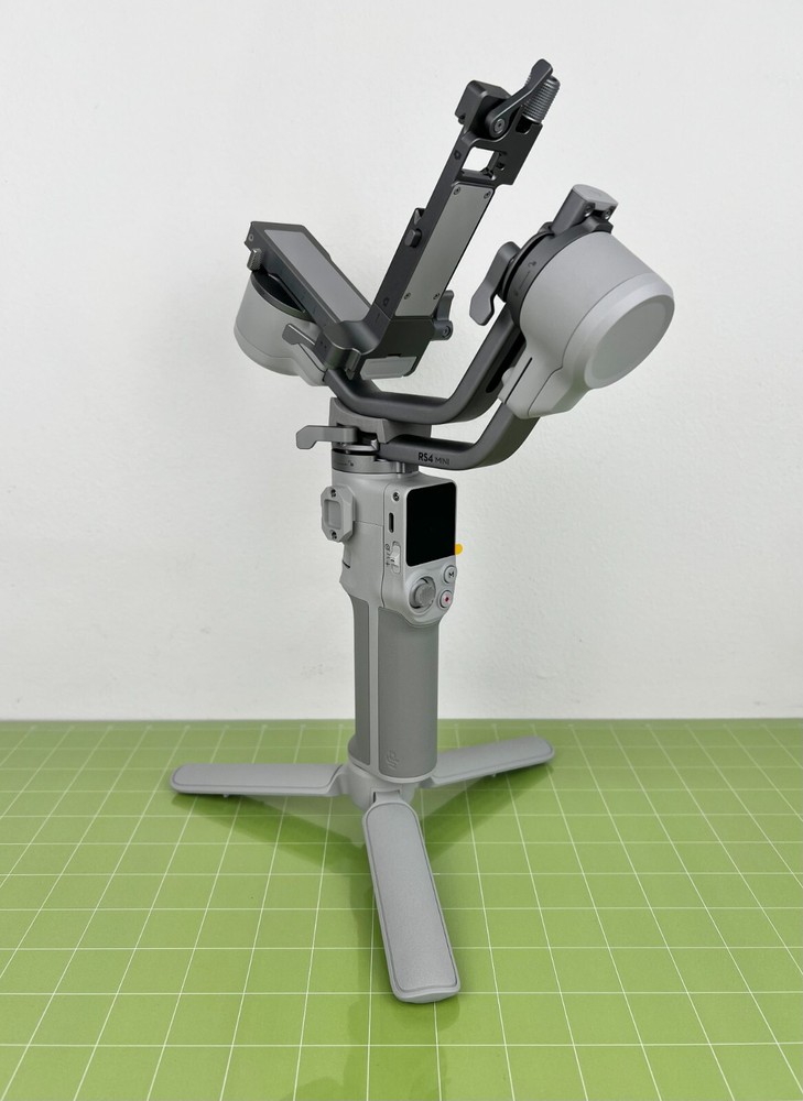 DJI RS 4 Mini 3-Axis Gimbal Stabilizer - Unactivated