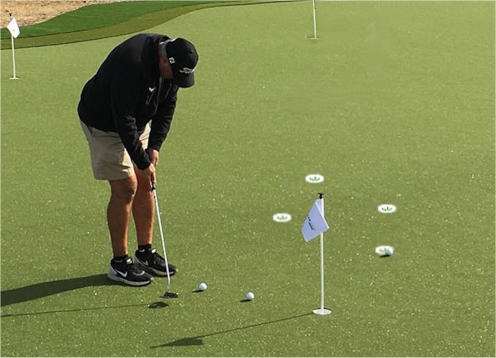 Putting Discs 4-Pack, Stocking Stuffer for Golfers, Golf Training Disk Access...