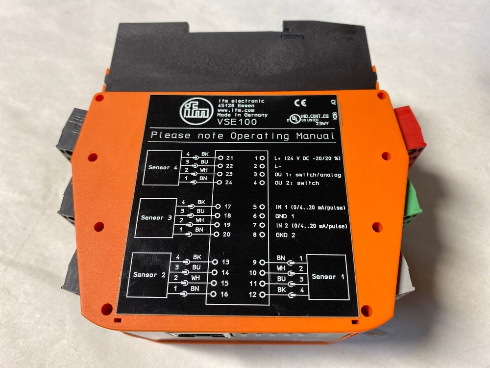 IFM EFECTOR 800 Vibration Diagnostic Sensor Controller VSE100 FAST SHIPPING