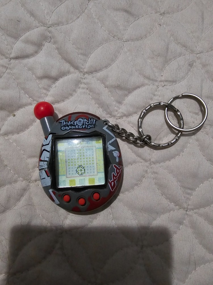 Tamogatchi Connection Gray Red Punk Bad 2004 Pre Owned
