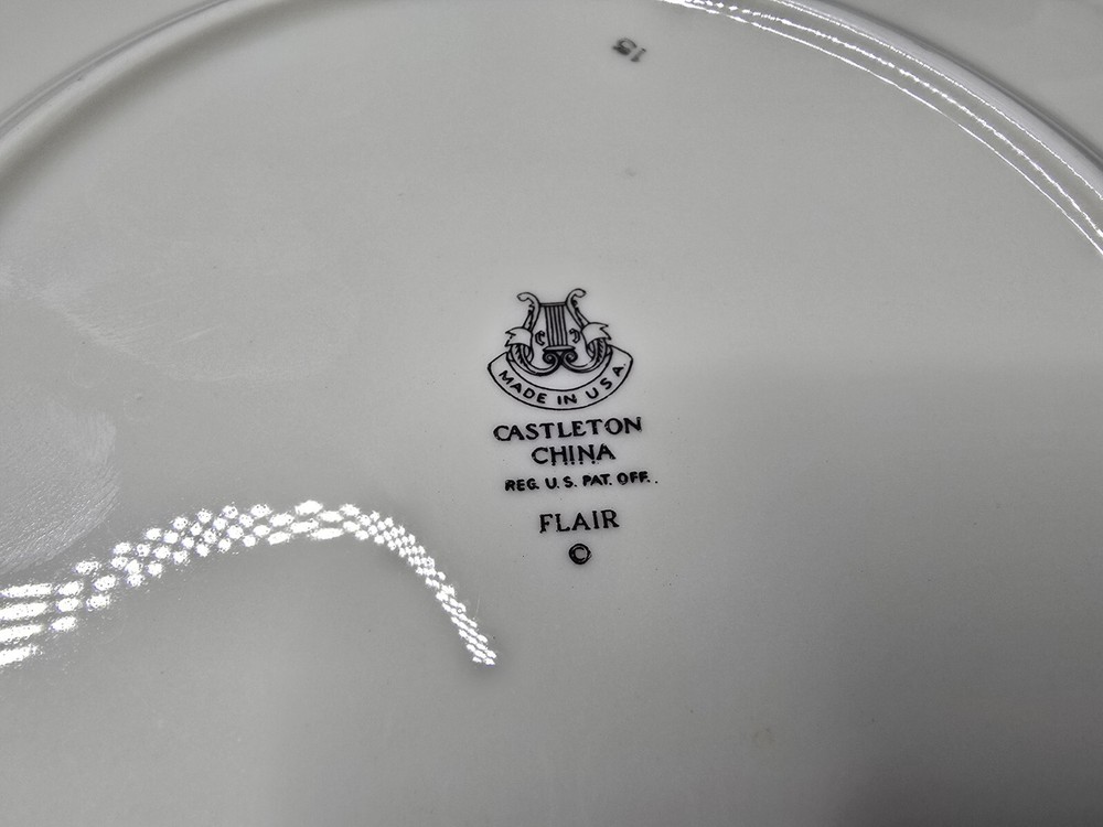 Castleton Flair 5 Piece Place Setting