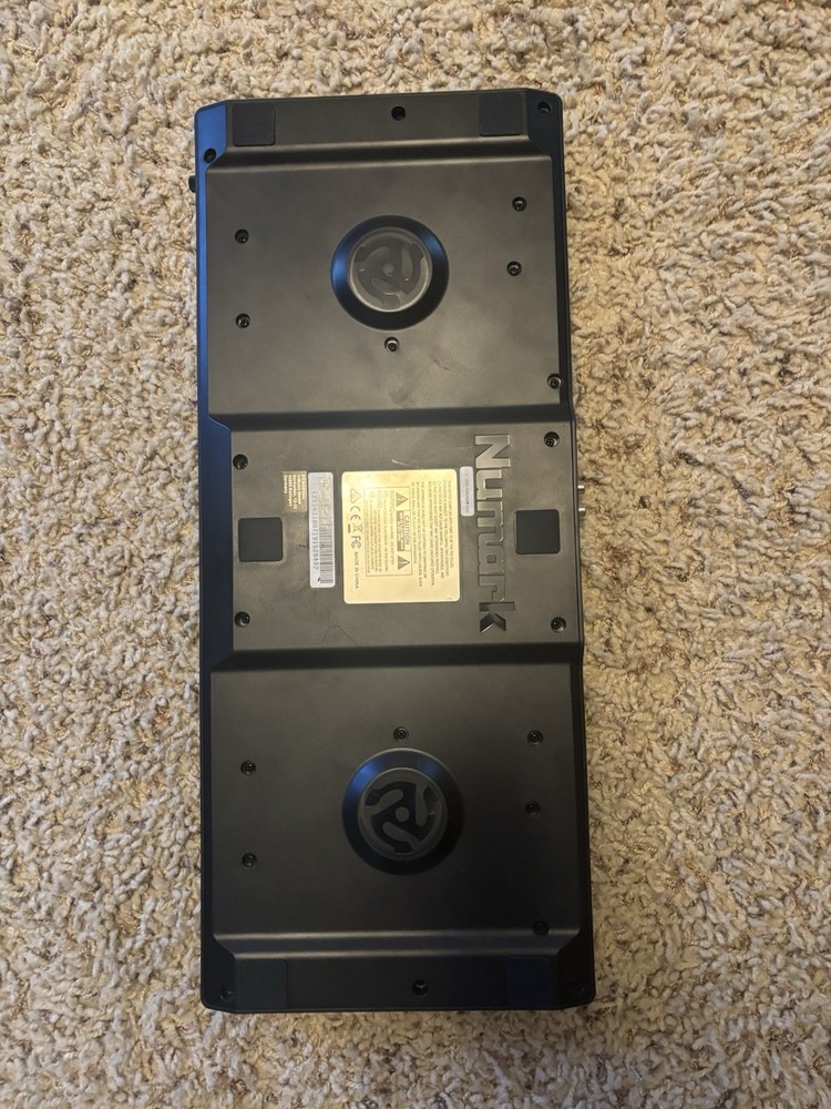 Numark Mixtrack DJ Controller Serato, Pitch Control, USB, Filter, Loop/Sampler