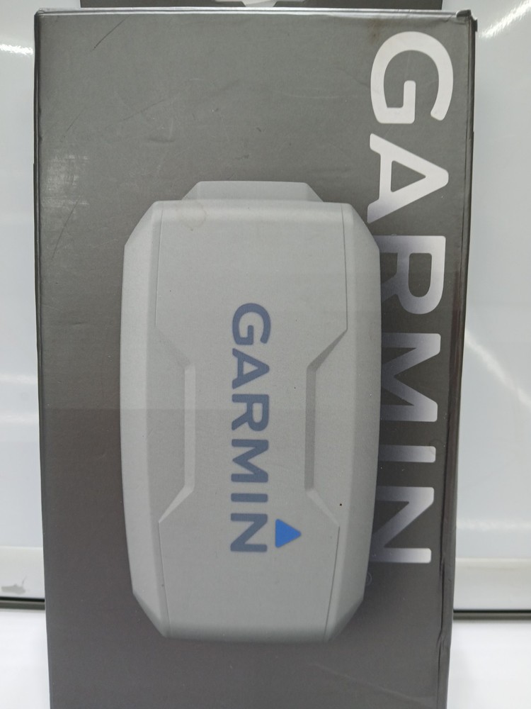 Garmin Striker Protective Cover Plus & Vivid 4-inch