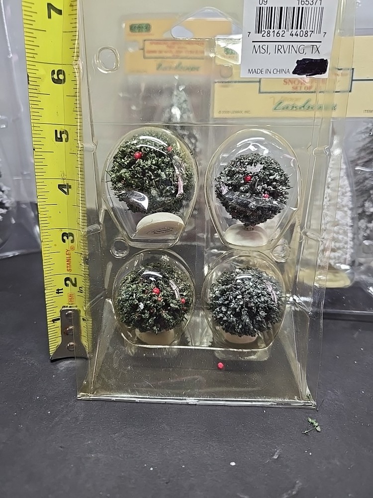 Set Of 6 Packages. Christmas Tree Bundle