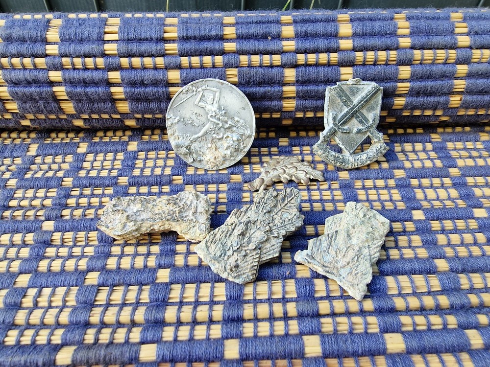 WW2 Original German Badges Front Item Relic.