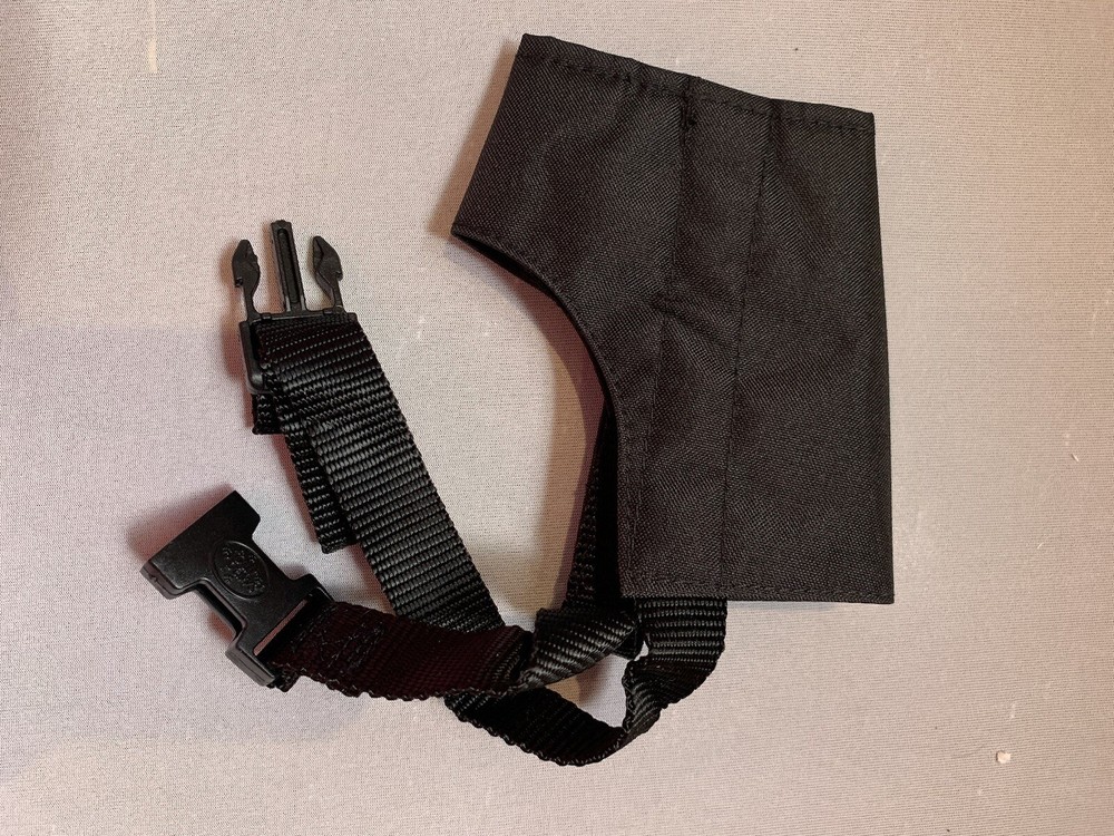 Four Paws Quick-Fit Muzzle - Small - Black