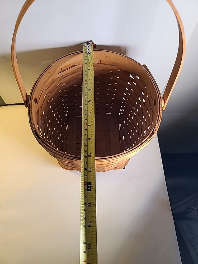 Vintage 2000 Longaberger Handled Basket Medium 10" Diameter X 9" Deep