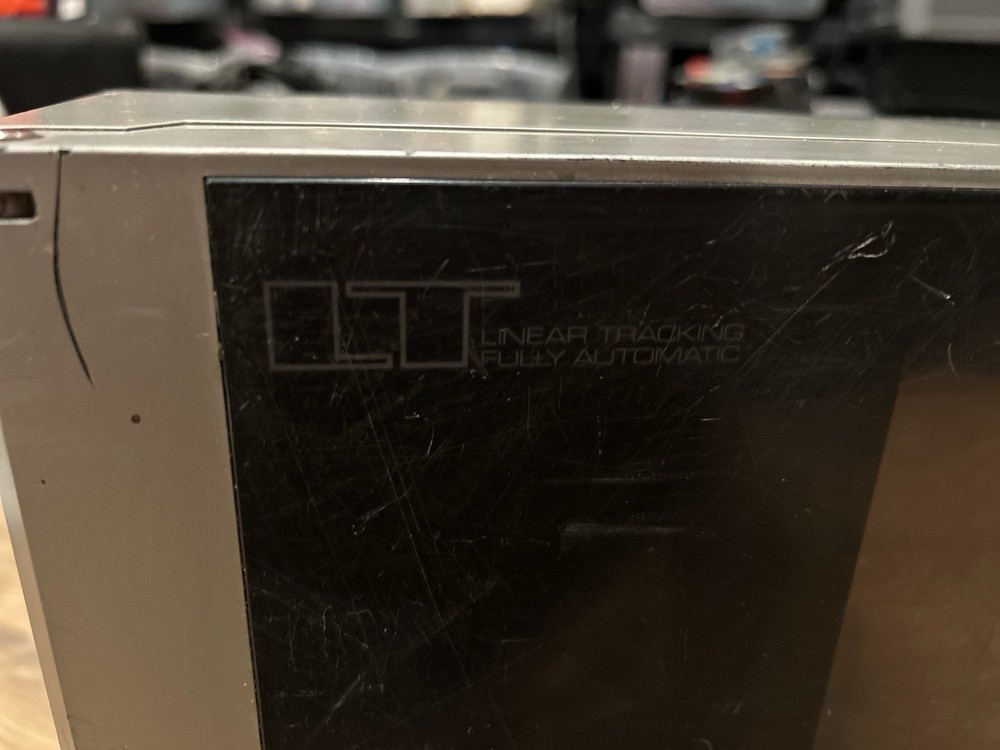Vintage Mitsubishi LT-10V Vertical Linear Tracking Turntable
