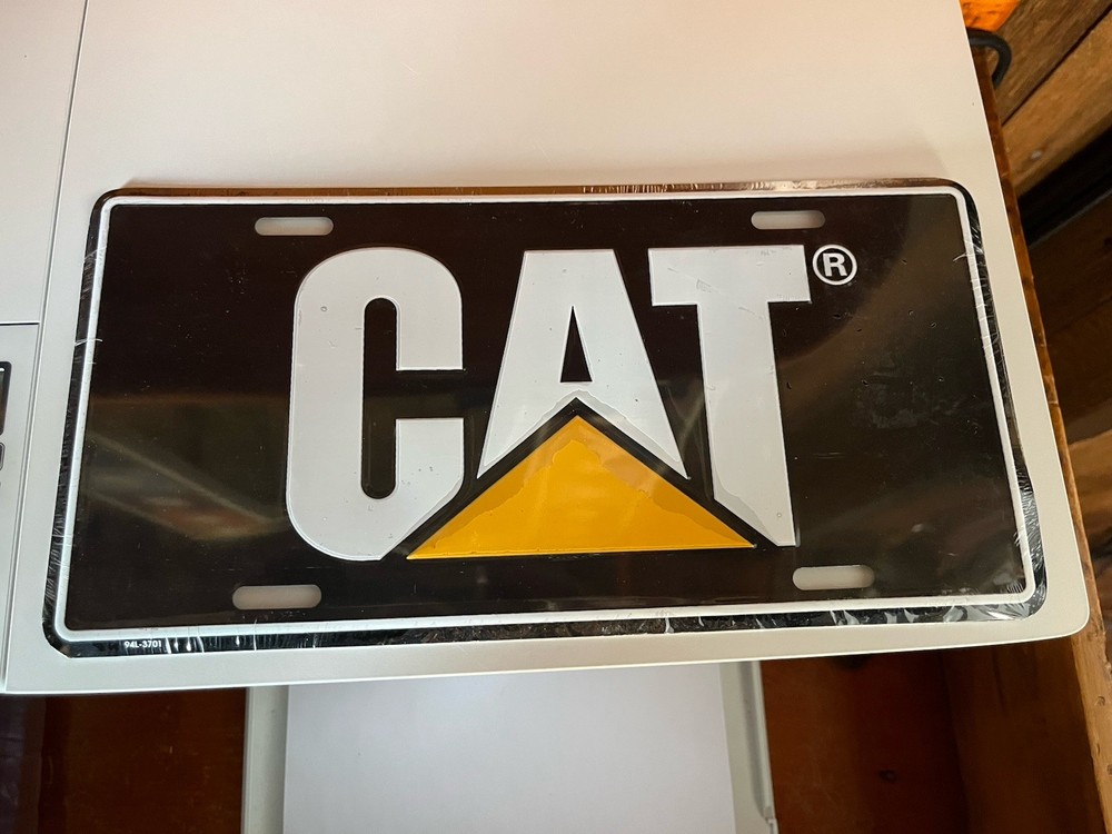 Cat Caterpillar Car Tag. NIP