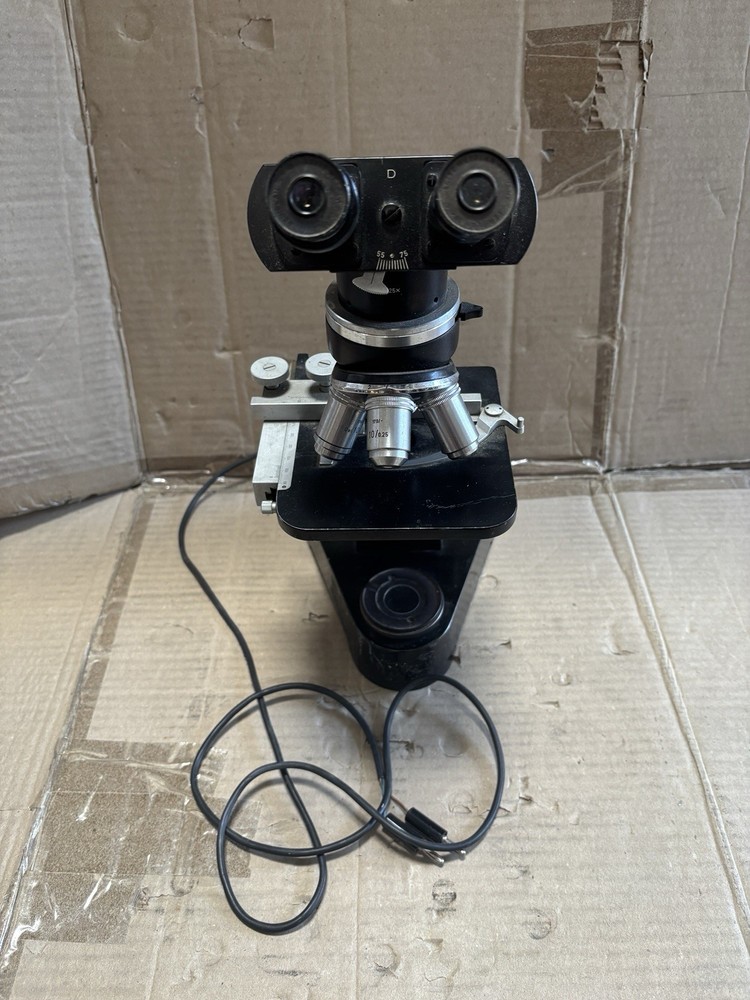 Ernst Leitz Wetzlar Microscope