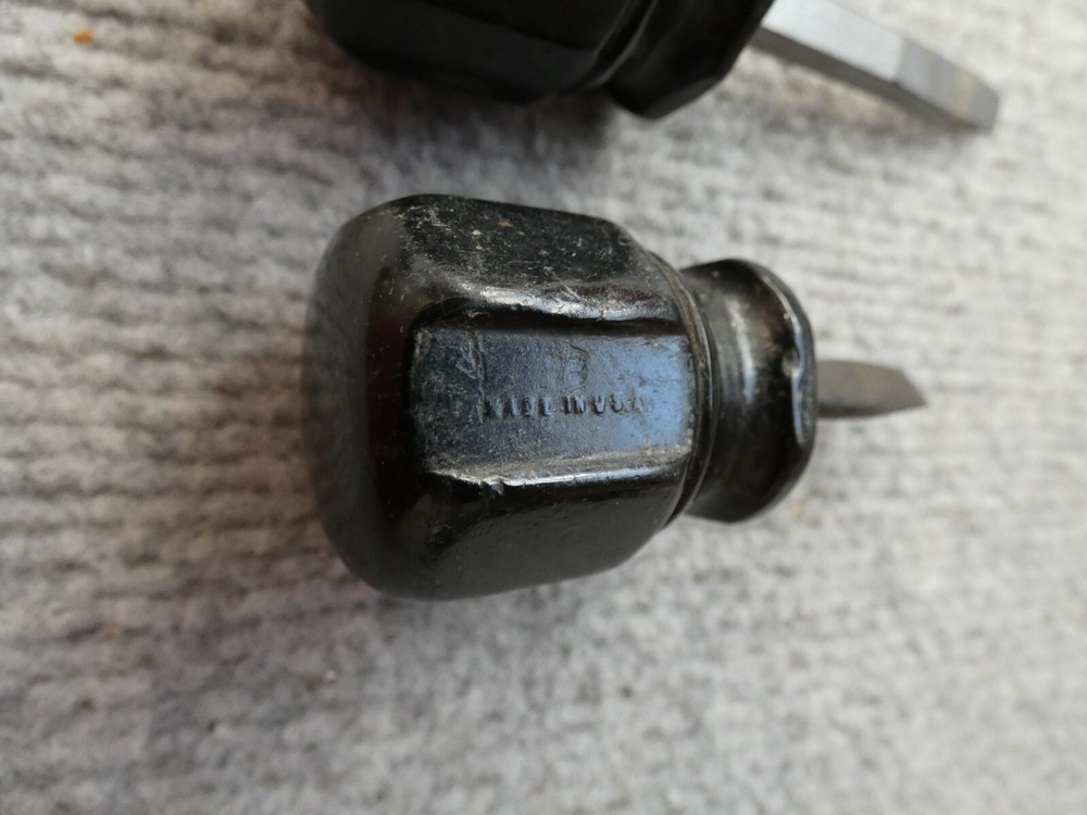 PAIR USA SNAP ON STUBBY SCREWDRIVERS