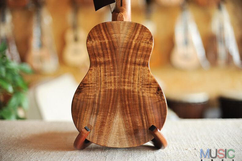 Bright Sun Solid Koa Cutaway Tenor Ukulele (Blue Stone Inlay)