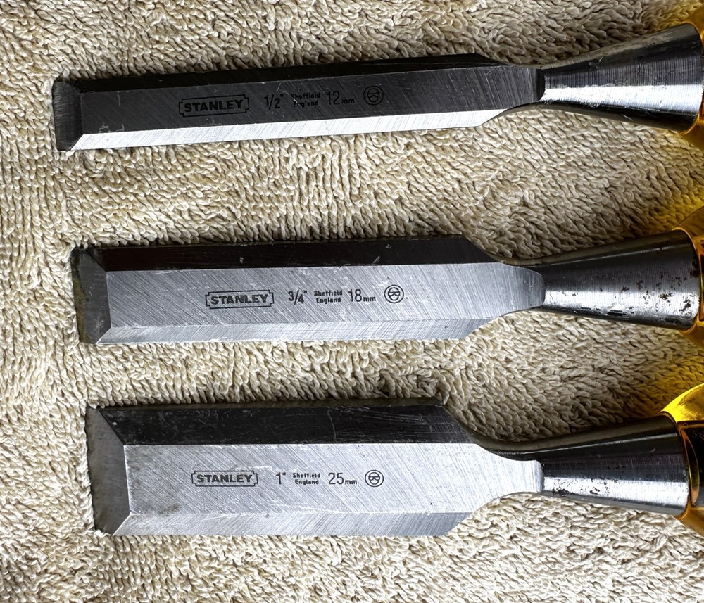 VINTAGE STANLEY 3 PC CHISEL SET AS PICTURED