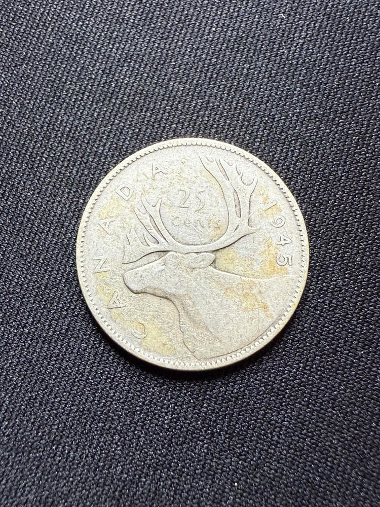 1945 Canada Silver 25 Cents Coin