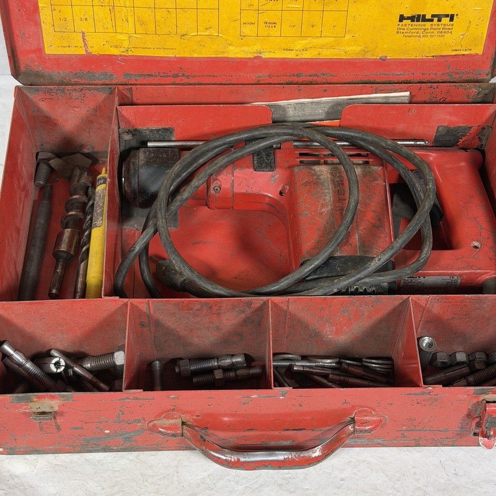 HILTI HAMMER DRILL MODEL TE 12 W/ HARD CARRYING CASE AND DRILL BITS Working