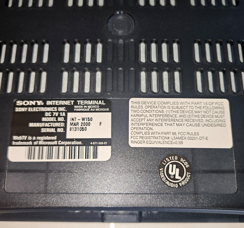 Sony Webtv Internet Terminal Int-W150 Open Box. Powers On. Otherwise Untested.