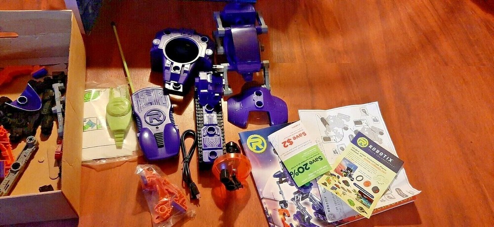 Learning Curve Robotix Wireless Remote Robot Building Kit In Box! not complete