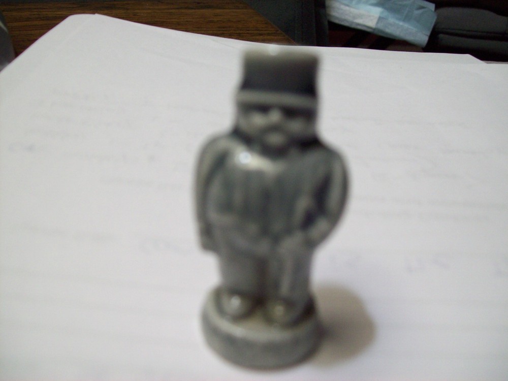 Red Rose Tea  Grey Ringmaster Circus England Wade Whimsies